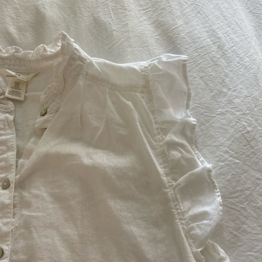 White Linen Blend Ruffled Sleeves Top - Picture 3 of 4